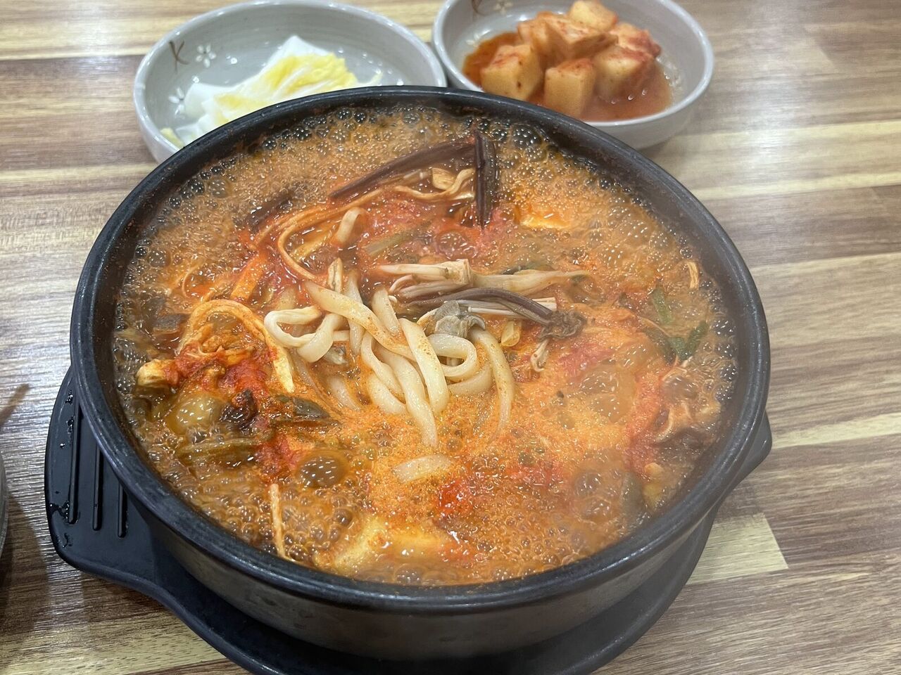 육칼국수